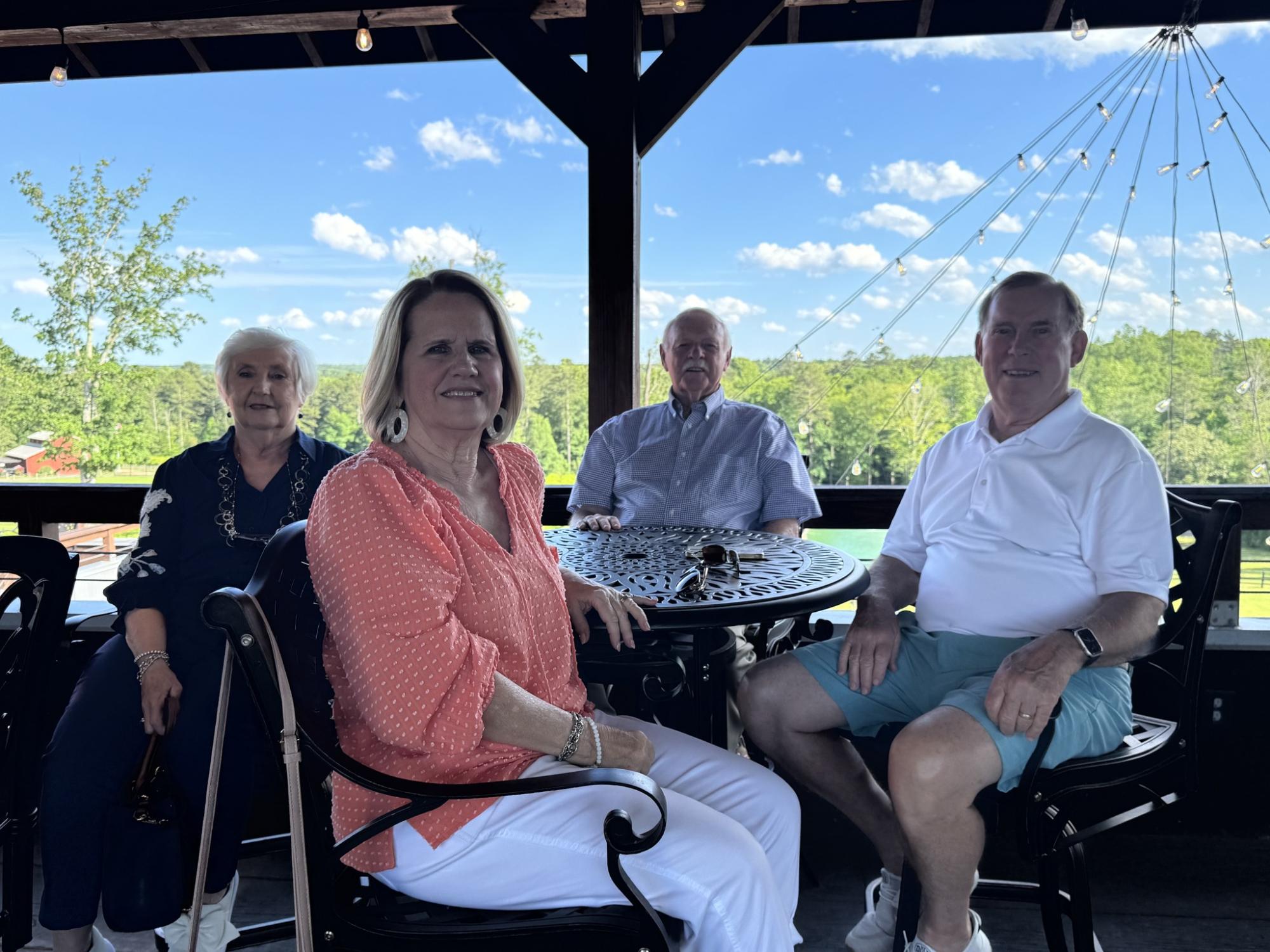 Group gathered a zinhouse